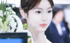 女生把筷子放屁眼里不能掉